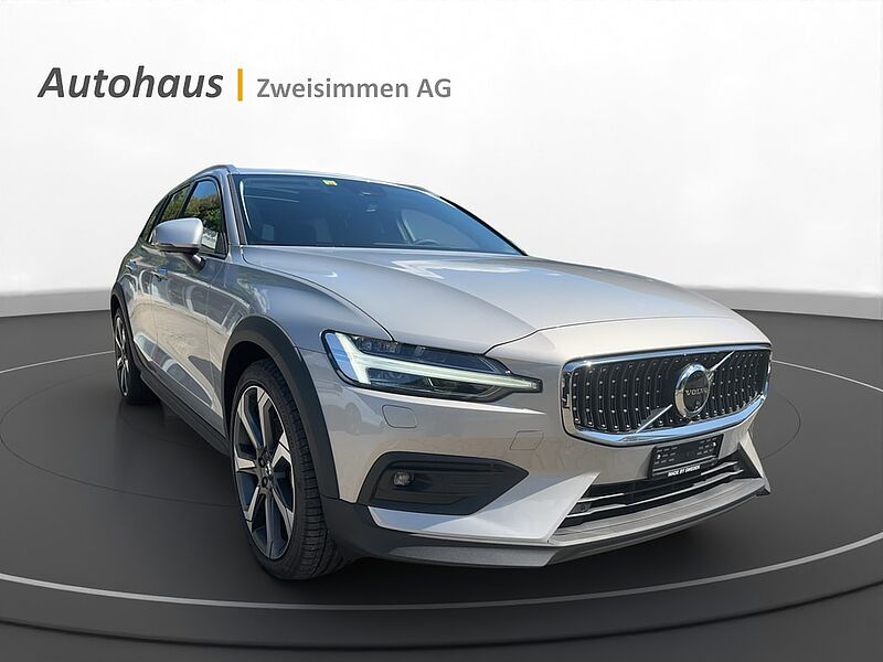 Volvo  Cross Country 2.0 B4 Ultimate AWD